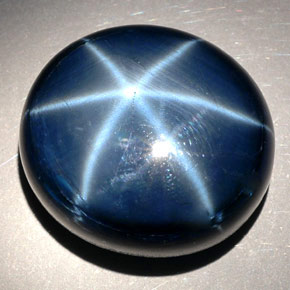 Saphir étoilé bleu naturelle coupe ovale, 78,81 ct, opaque