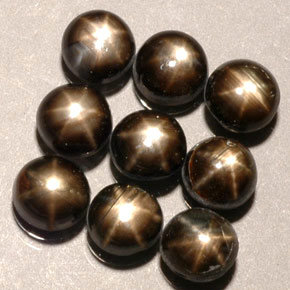 Achetez naturel ct noir saphir étoilé gems, coupe roude, en provenance thaïlande chez gemselect. en stock, livraison internationale!