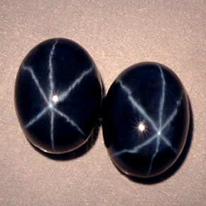 Achetez naturel ct bleue saphir étoilé gems, coupe ovale, en provenance thaïlande chez gemselect. en stock, livraison internationale!