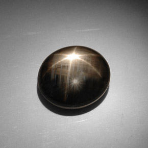 Saphir Étoilé Noire naturelle Coupe ovale, 33.41 ct, Opaque