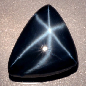 Saphir étoilé bleue naturelle transparent, 13,29 ct, transparent / translucide