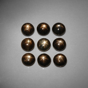 Achetez naturel ct noir saphir étoilé gems, coupe roude, en provenance thaïlande chez gemselect. en stock, livraison internationale!