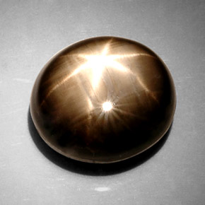 Saphir étoilé noir naturelle coupe ovale, 15,19 ct, opaque