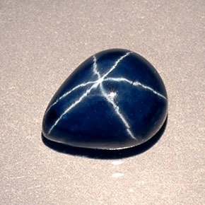 Saphir Étoilé Bleu naturelle En forme de poire, 2.80 ct, Opaque