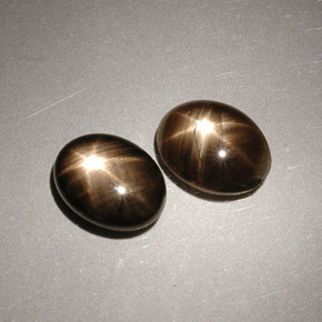Achetez naturel ct noir saphir étoilé gems, coupe ovale, en provenance thaïlande chez gemselect. en stock, livraison internationale!