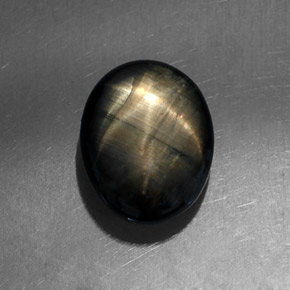 Saphir Étoilé Noire naturelle Coupe ovale, 4.26 ct, Opaque