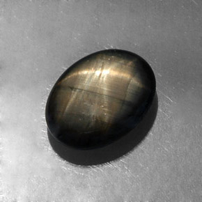 Saphir Étoilé Noire naturelle Coupe ovale, 4.26 ct, Opaque