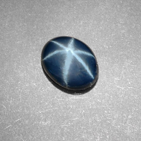 Saphir Étoilé Bleu naturelle Coupe ovale, 1.57 ct, Opaque