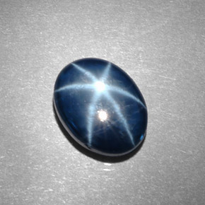Saphir étoilé bleue naturelle coupe ovale, 5,64 ct, opaque