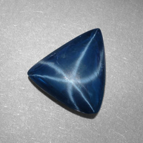 Saphir Étoilé Bleu naturelle Trillion, 5.57 ct, Opaque