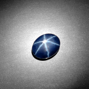 Saphir Étoilé Bleu naturelle Coupe ovale, 2.21 ct, Opaque