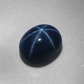 Saphir étoilé bleue naturelle coupe ovale, 2,23 ct, opaque