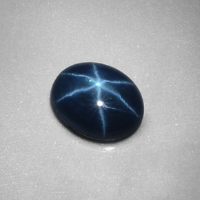 Saphir Étoilé Bleu naturelle Coupe ovale, 2.34 ct, Opaque