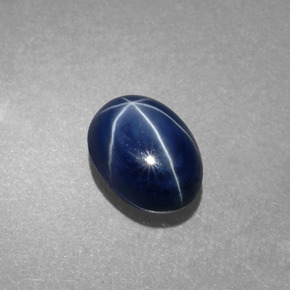 Saphir Étoilé Bleu naturelle Coupe ovale, 2.20 ct, Opaque