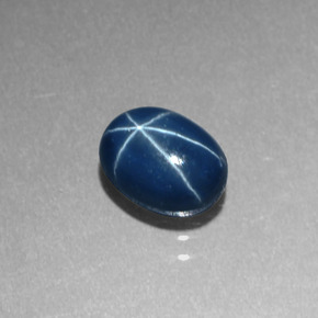 Saphir Étoilé Bleu naturelle Coupe ovale, 1.62 ct, Opaque