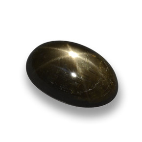 Saphir étoilé noir naturelle coupe ovale, 1,79 ct, opaque