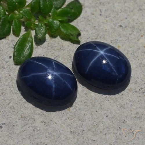 Shop natural 2.50ct Bleu foncé Saphir étoilé gems, ovale, from Madagascar at GemSelect. In stock, global shipping!