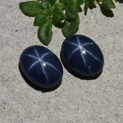 Achetez naturel 2,20ct bleue saphir étoilé gems, coupe ovale, en provenance madagascar chez gemselect. en stock, livraison internationale!
