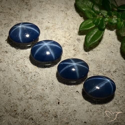 Shop natural 2.89ct Bleu foncé Saphir étoilé gems, ovale, from Thaïlande at GemSelect. In stock, global shipping!