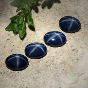 Shop natural 3.50ct Bleu foncé Saphir étoilé gems, ovale, from Thaïlande at GemSelect. In stock, global shipping!