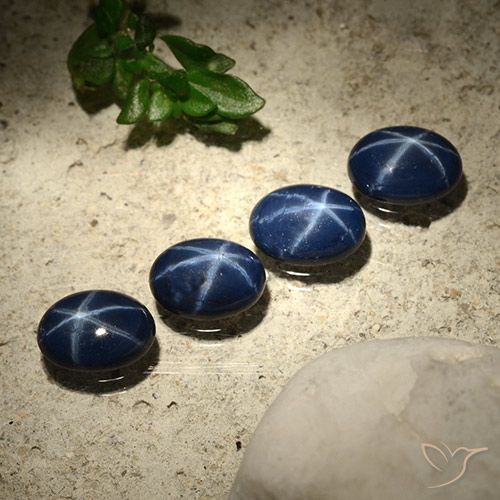 3.64ctw Naturel Bleu foncé Saphir étoilé, ovale, Opaque