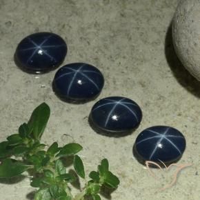Shop natural 3.36ct Bleu foncé Saphir étoilé gems, ovale, from Thaïlande at GemSelect. In stock, global shipping!