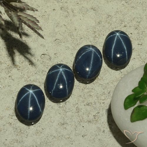 2.97ctw Naturel Bleu foncé Saphir étoilé, ovale, Opaque