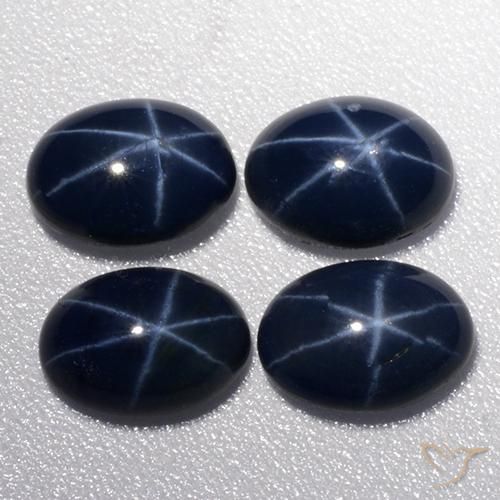 Shop natural 4.29ct Bleu foncé Saphir étoilé gems, ovale, from Thaïlande at GemSelect. In stock, global shipping!