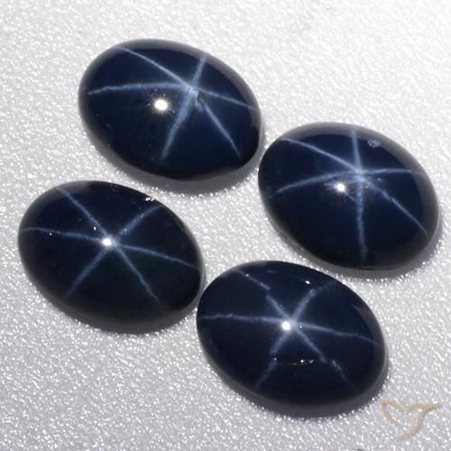 Shop natural 4.29ct Bleu foncé Saphir étoilé gems, ovale, from Thaïlande at GemSelect. In stock, global shipping!
