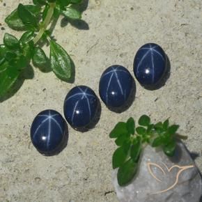 Shop natural 3.24ct Bleu foncé Saphir étoilé gems, ovale, from Thaïlande at GemSelect. In stock, global shipping!