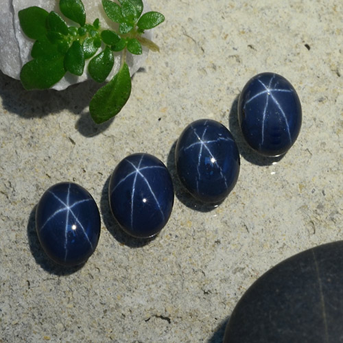 Achetez naturel 5,06ct bleue saphir étoilé gems, coupe ovale, en provenance thaïlande chez gemselect. en stock, livraison internationale!