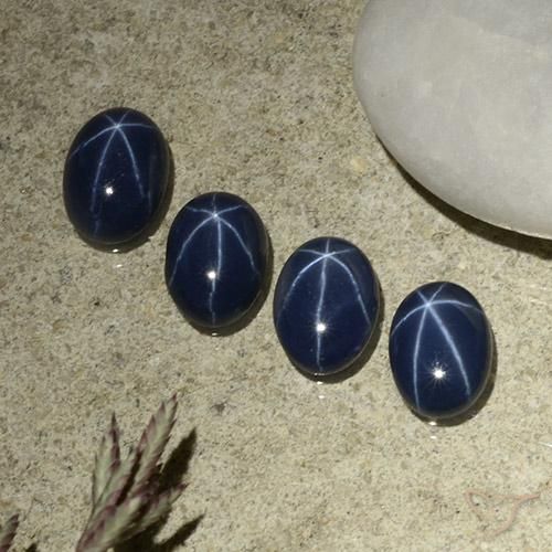 3.82ctw Naturel Bleu foncé Saphir étoilé, ovale, Opaque