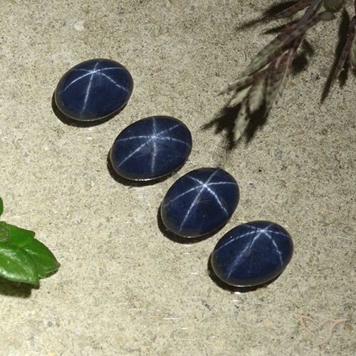 5.60ctw Naturel Bleu foncé Saphir étoilé, ovale, Opaque