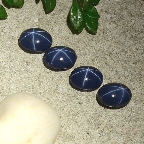 3.91ctw Naturel Bleu foncé Saphir étoilé, ovale, Opaque