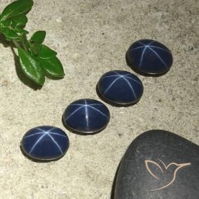 Shop natural 4.52ct Bleu marine profond Saphir étoilé gems, ovale, from Thaïlande at GemSelect. In stock, global shipping!