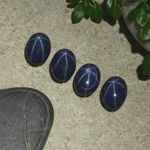 3.81ctw Naturel Bleu foncé Saphir étoilé, ovale, Opaque