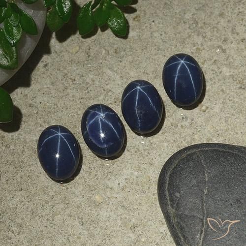 Shop natural 3.81ct Bleu foncé Saphir étoilé gems, ovale, from Thaïlande at GemSelect. In stock, global shipping!