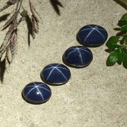 4.58ctw Naturel Bleu foncé Saphir étoilé, ovale, Opaque