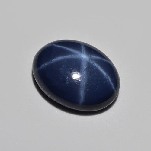 Saphir Étoilé Bleu foncé naturelle Coupe ovale, 1.10 ct, Translucide