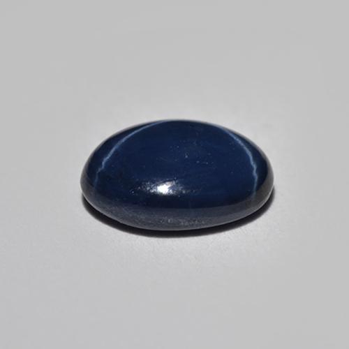 Saphir Étoilé Bleu foncé naturelle Coupe ovale, 1.10 ct, Translucide
