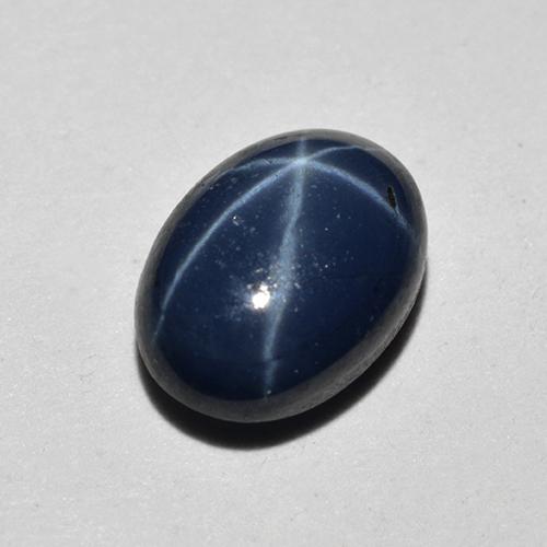 Saphir étoilé bleue naturelle coupe ovale, 1,18 ct, opaque