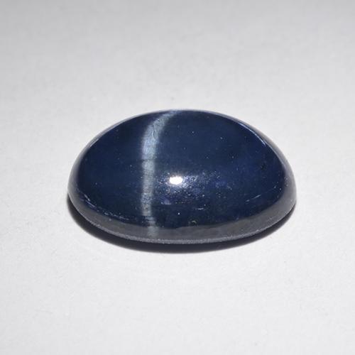 Saphir Étoilé Bleu royal naturelle Coupe ovale, 3.89 ct, Translucide