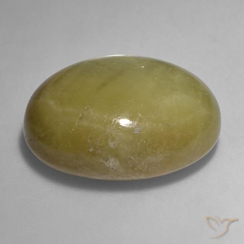 Saphir étoilé Jaune doré naturelle ovale, 31.68 ct, Opaque