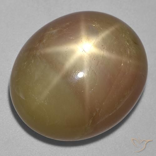 Saphir étoilé Doré orangé naturelle ovale, 31.95 ct, Opaque