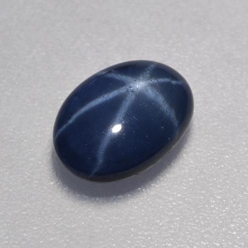 Saphir étoilé bleue naturelle coupe ovale, 0,96 ct, translucide