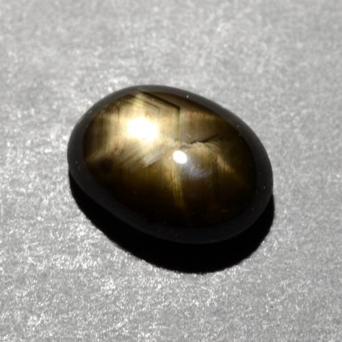 Saphir étoilé noir naturelle coupe ovale, 1,16 ct, opaque