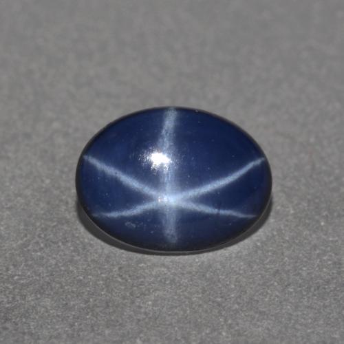 Saphir étoilé bleue naturelle coupe ovale, 0,89 ct, opaque