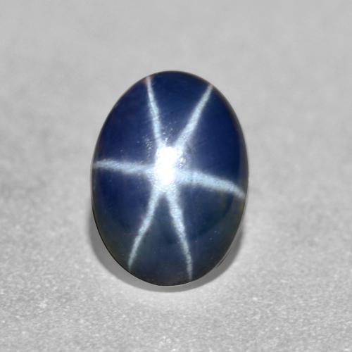 Saphir étoilé bleue naturelle coupe ovale, 1,26 ct, translucide