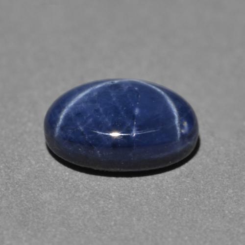 Saphir étoilé bleue naturelle coupe ovale, 1,30 ct, opaque