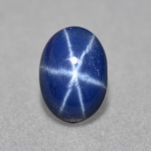 Saphir Étoilé Bleu foncé naturelle Coupe ovale, 0.84 ct, Translucide